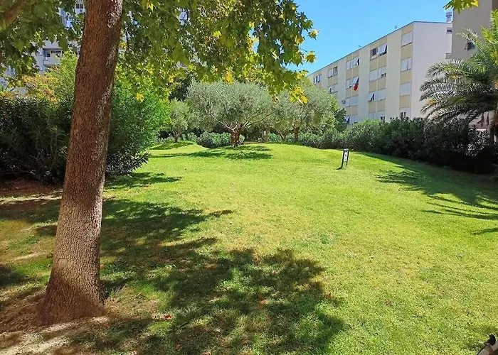 Appartamento Eurit Shown In Detail