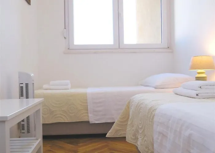 Eurit Shown In Detail Spalato