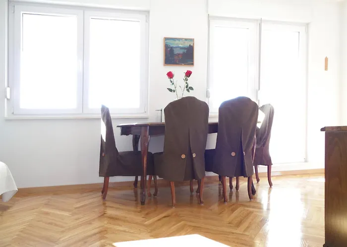 Eurit Shown In Detail Spalato