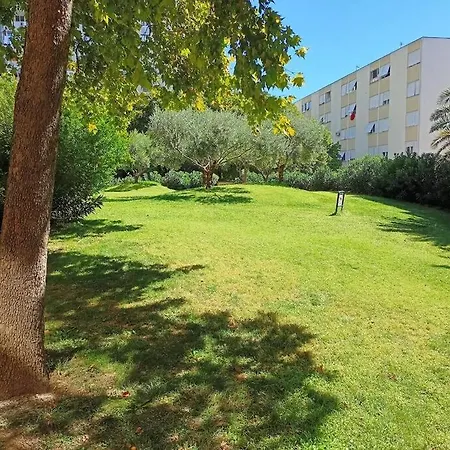 Apartman Eurit Shown In Detail