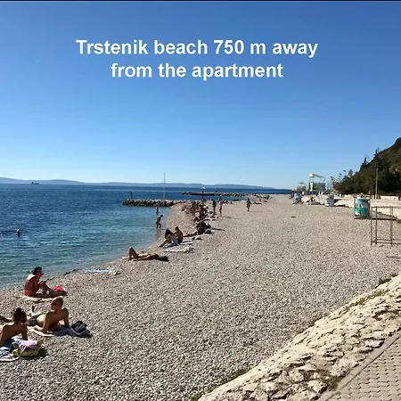 Eurit Shown In Detail * Split